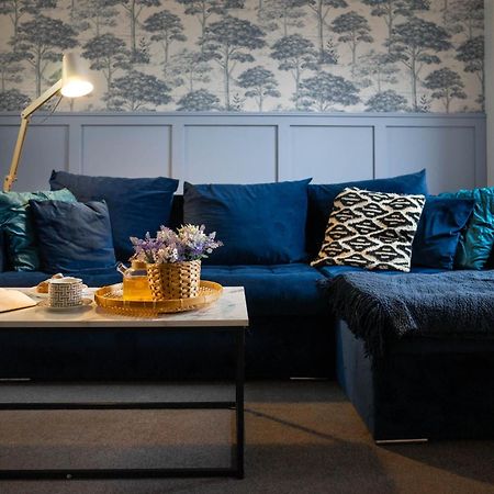 Apartmán 1 Bed House , Free Wifi,Free Parking,Leasure,Business Swansea Exteriér fotografie