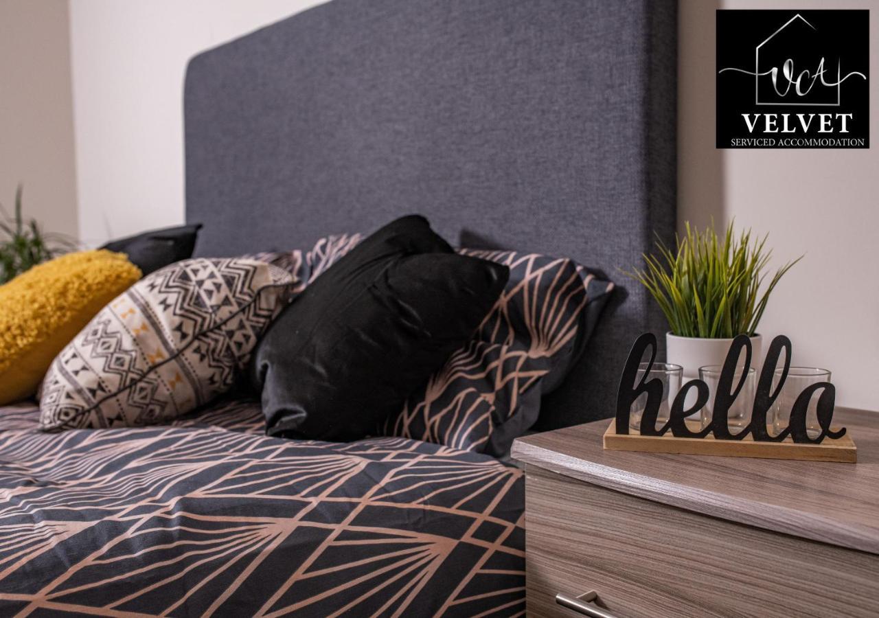 Apartmán 1 Bed House , Free Wifi,Free Parking,Leasure,Business Swansea Exteriér fotografie